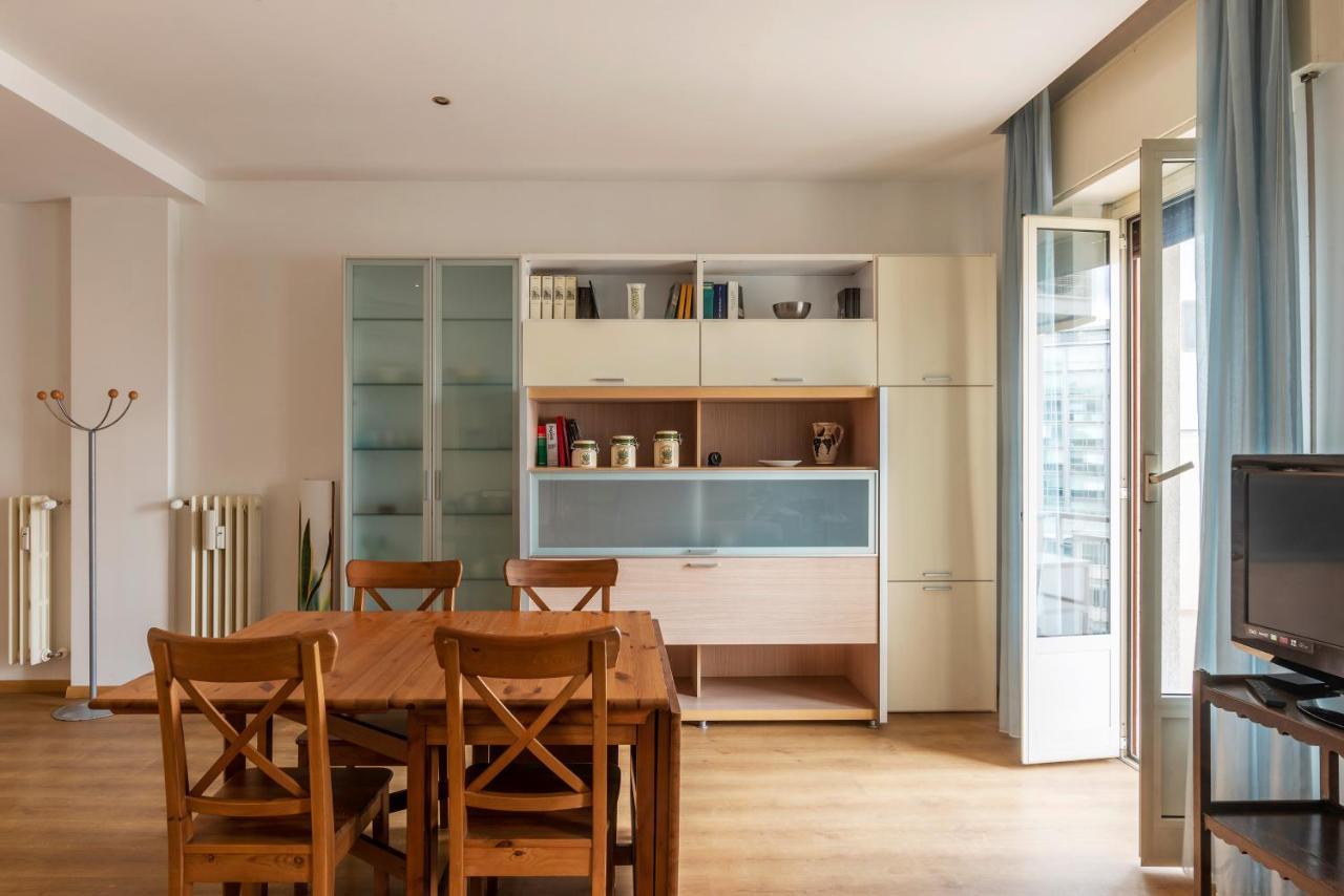 Sunny Apartment Piramide Roma Exterior foto