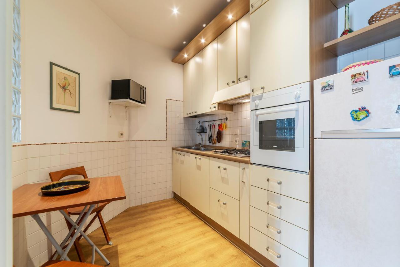 Sunny Apartment Piramide Roma Exterior foto