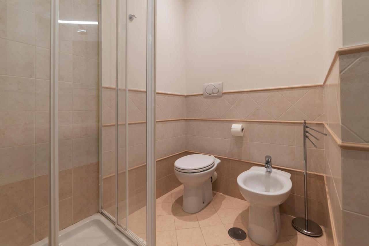 Sunny Apartment Piramide Roma Exterior foto